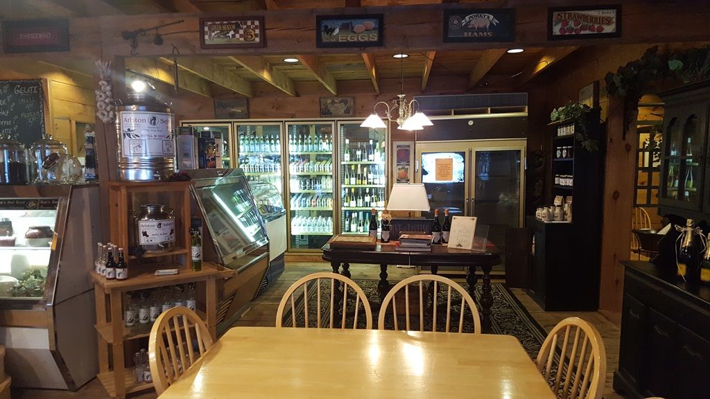 291 Fairfield St, Oakland, ME 04963